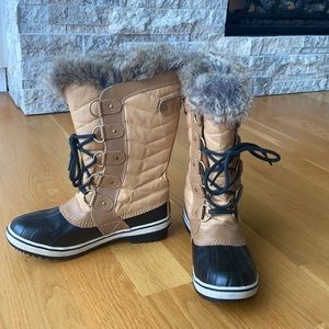 Sorel Tofino II Boots